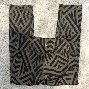 LULULEMON Tribal Print Green and Black Cropped Leggings